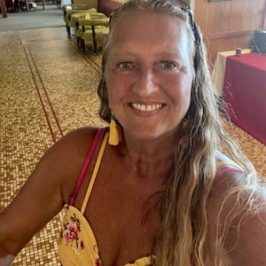 Meet your Posher, Sheri